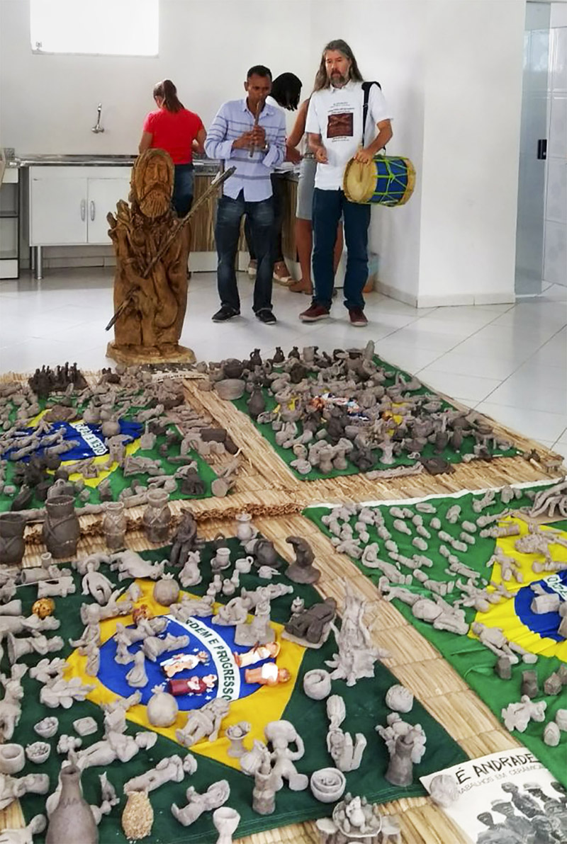 Projeto de Vivências e Oficina com Barro